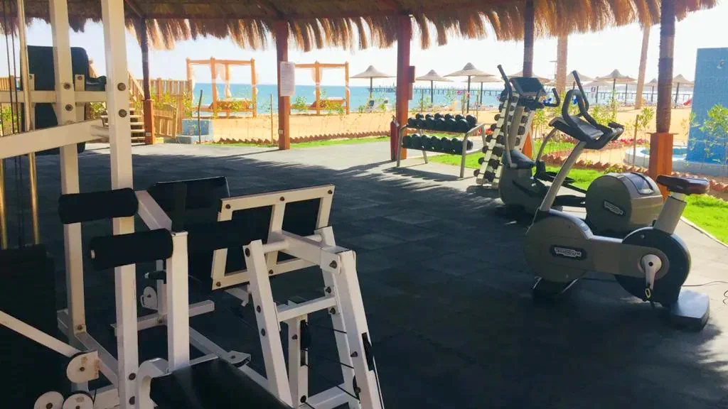 الفندق كانكون بيتش ريزورت - العين السخنة